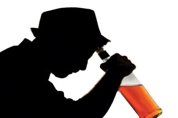 gizon batek alkohola edaten du nola irten