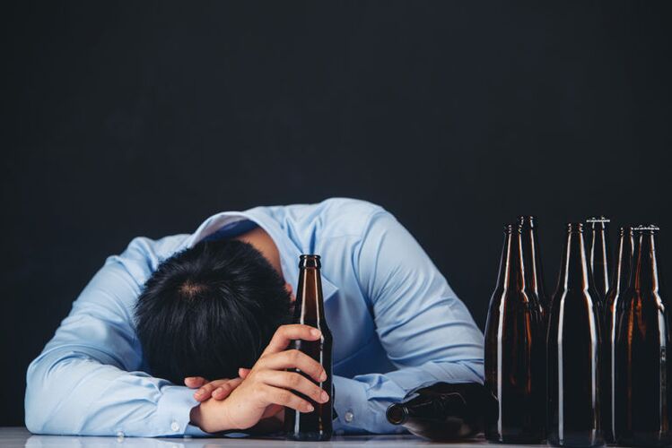 Gizonentzako alkoholik kalteak